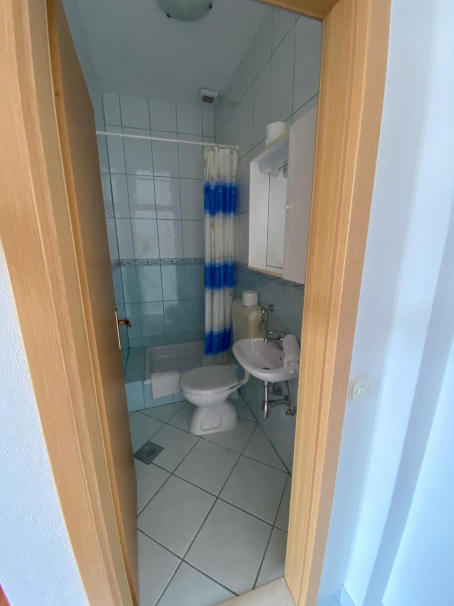 Apartmants Sestic Tučepi Exteriör bild
