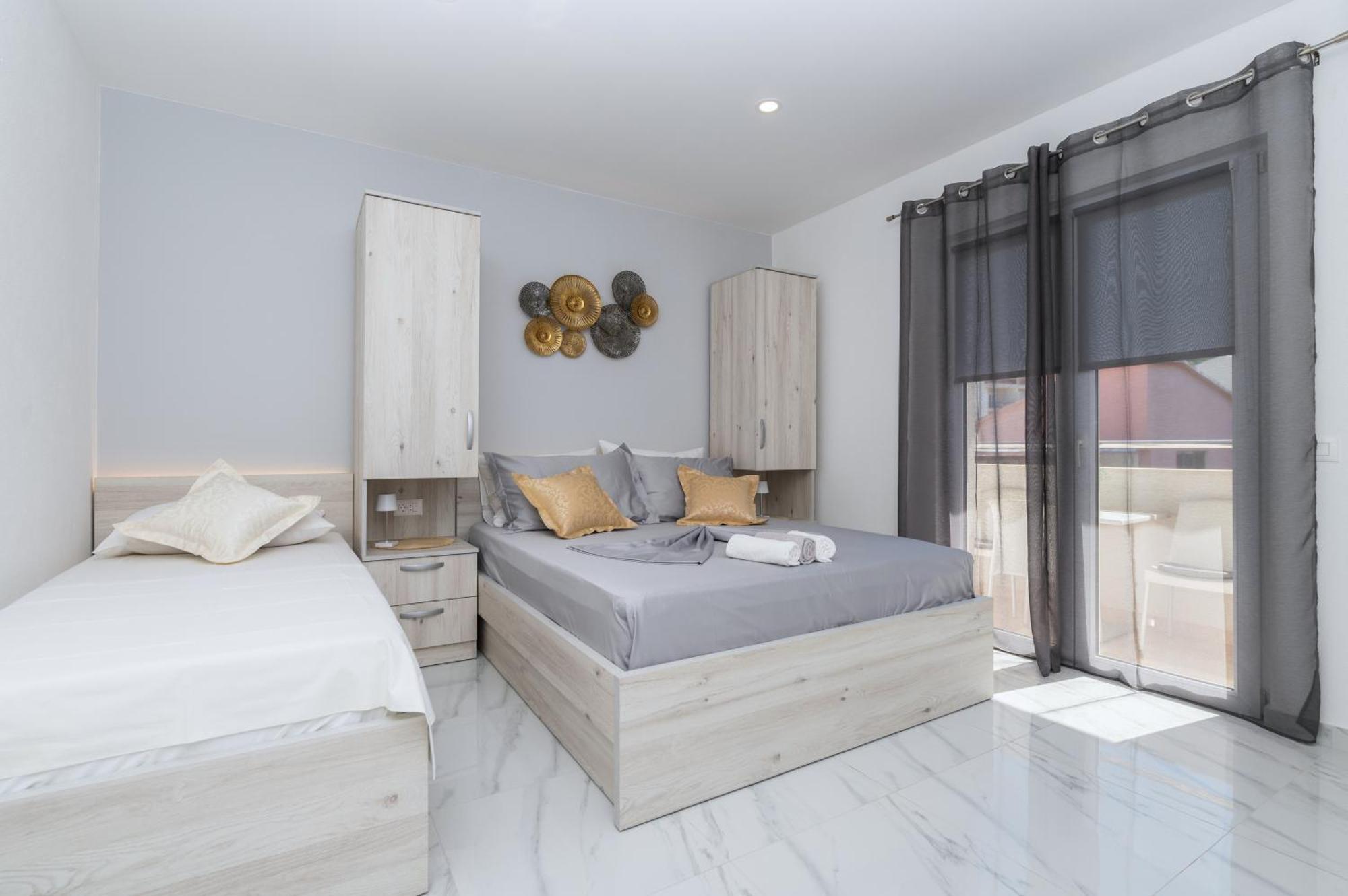 Apartmants Sestic Tučepi Exteriör bild