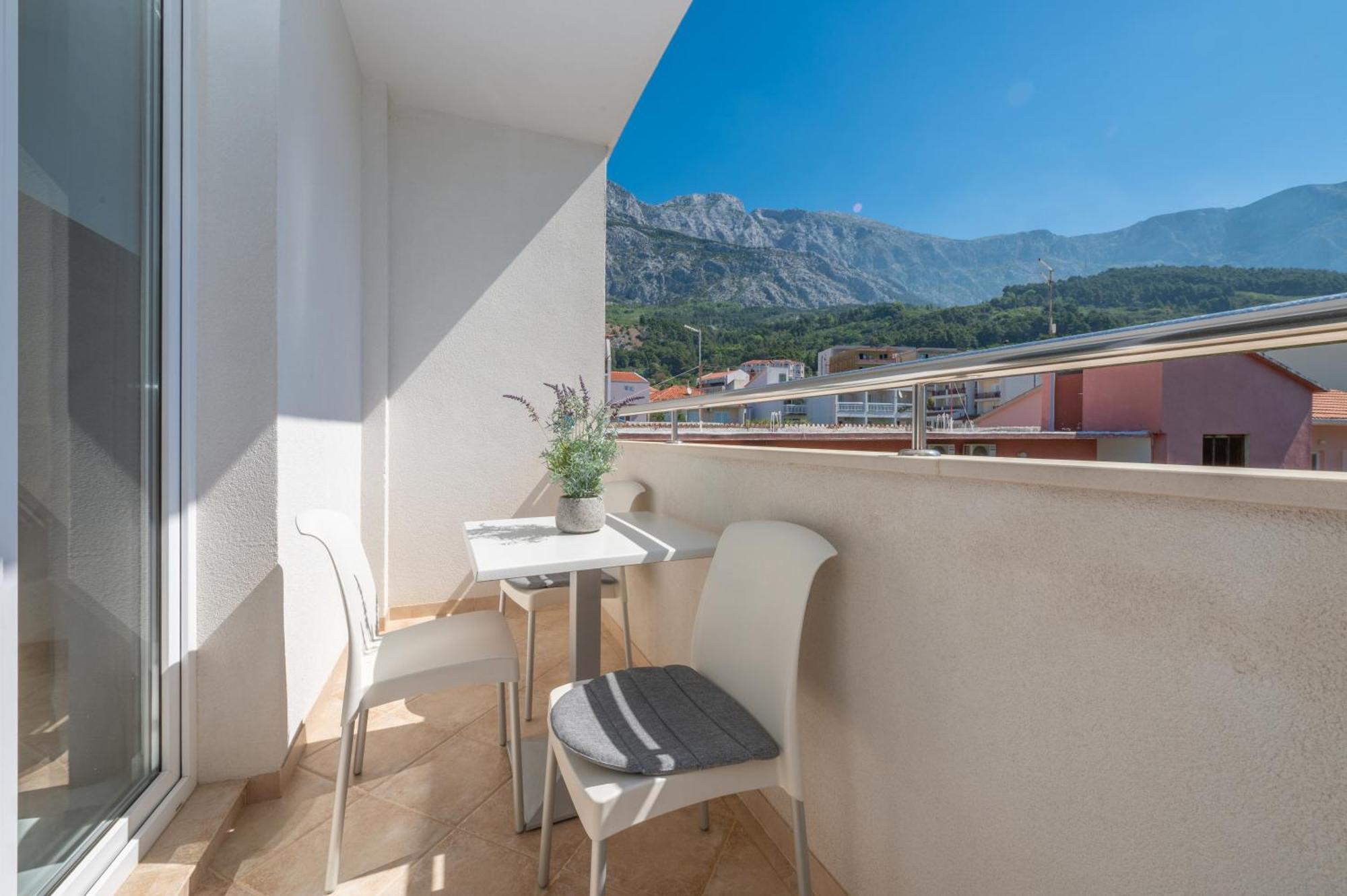 Apartmants Sestic Tučepi Exteriör bild